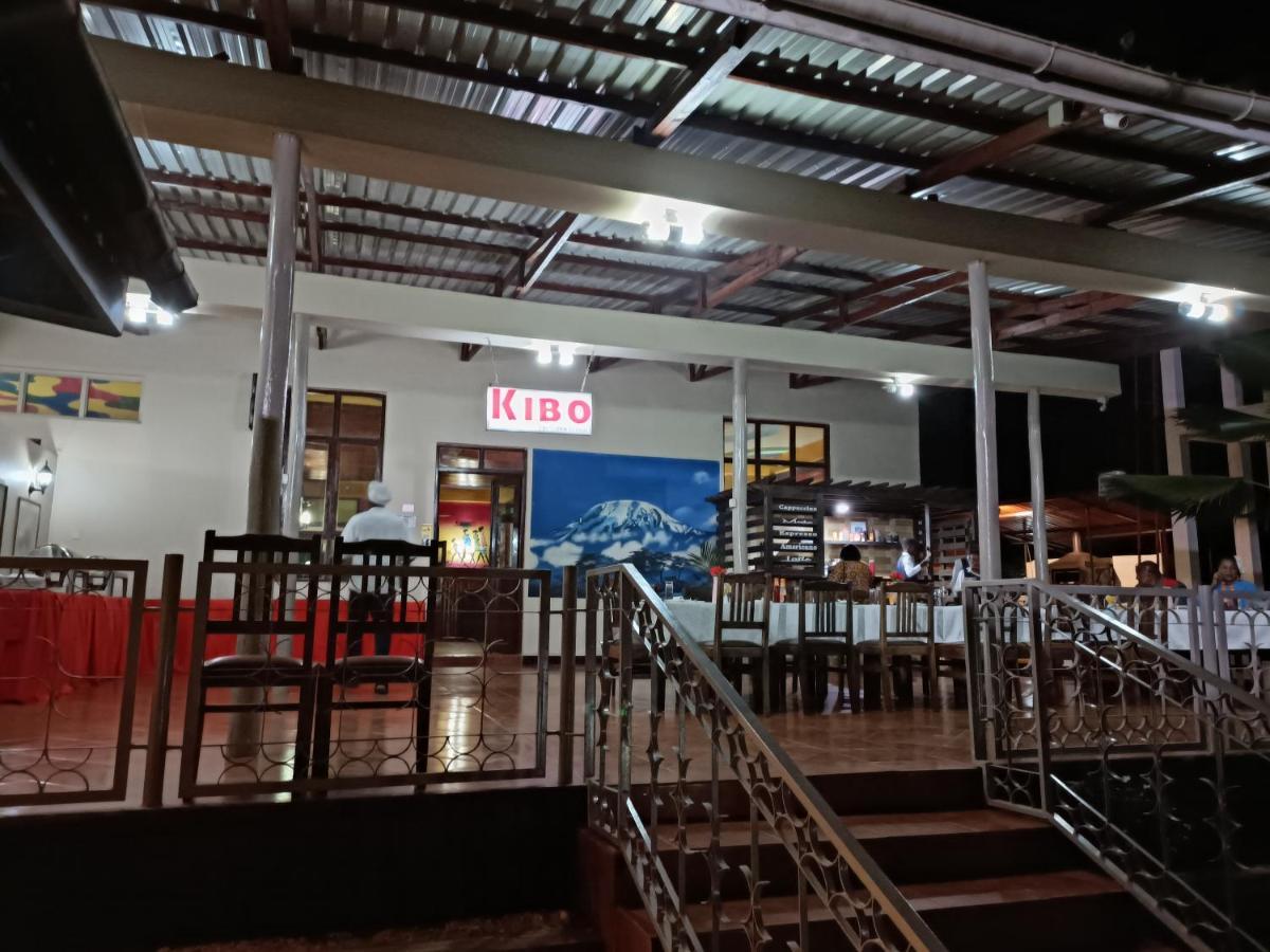 Keys Hotel Moshi Exterior foto