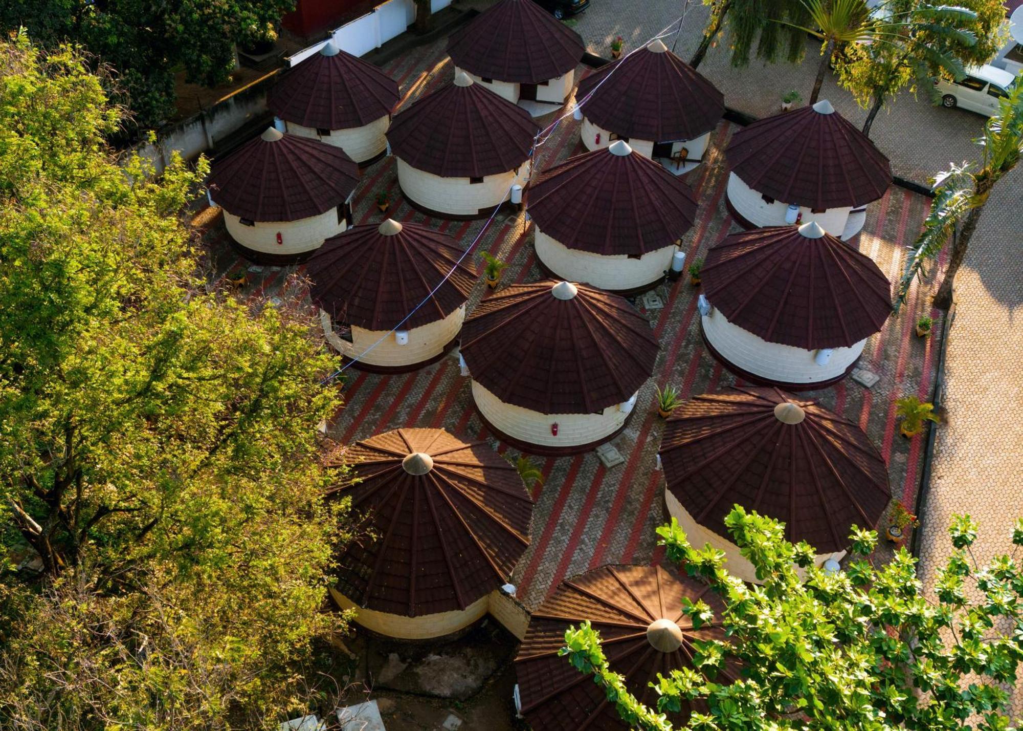 Keys Hotel Moshi Exterior foto